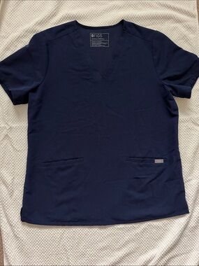 FIGS Navy V-Neck Scrub Top with Front Pockets